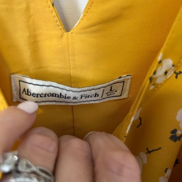 Abercrombie & Finch Floral Flutter Sleeve Dress Yellow Large princess preppy - Picture 13 of 15